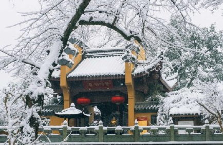 下雪天一個人怎么發朋友圈 下雪天一個人的心情句子