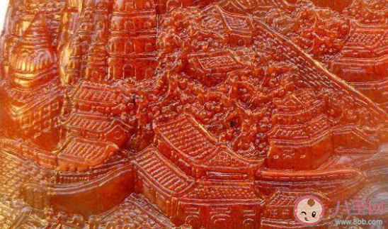 小伙裸眼在0.15毫米毛發上刻字是怎么回事 哪些習慣可以保護視力