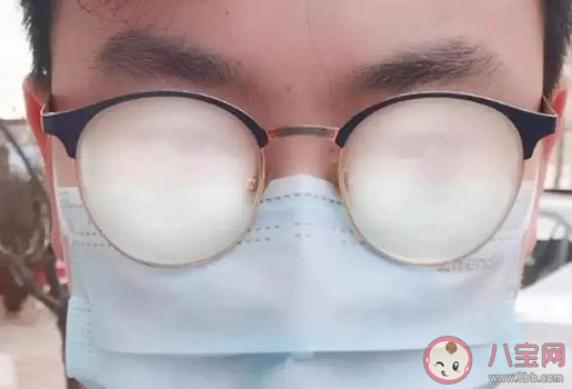 冬天戴口罩有水珠是怎么回事 冬天怎么戴口罩才不會濕