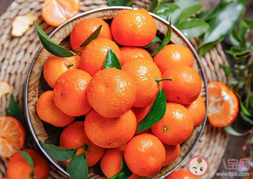 沙糖桔吃多了會有什么危害 砂糖橘子上火還是下火 沙糖桔吃多了會有什么危害 砂糖橘子上火還是下火