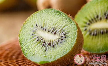 獼猴桃沒熟切開了吃了會怎么樣 獼猴桃太生了怎么催熟 獼猴桃沒熟切開了吃了會怎么樣 獼猴桃太生了怎么催熟