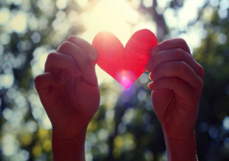 分手后還能正常聊天挽回機(jī)會有多大 分手后能正確聊天怎么挽回