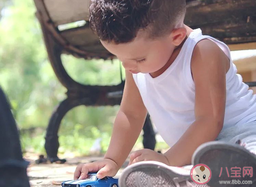 孩子調皮做錯事如何做到不發火 孩子調皮不聽話如何處理 孩子調皮做錯事如何做到不發火 孩子調皮不聽話如何處理