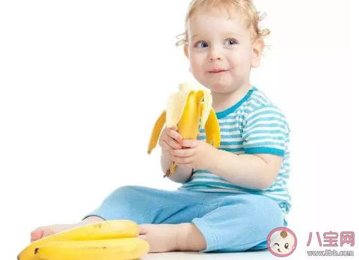 給寶寶吃香蕉需要清洗干凈嗎 6個月寶寶吃香蕉需要蒸熟嗎