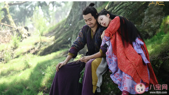 《玲瓏》講述了什么故事 火屠玲瓏和誰在一起了