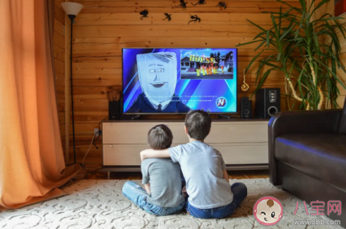 印刻效應為什么導致孩子不能過早接觸電視 為什么兩歲以下的孩子不能看電視