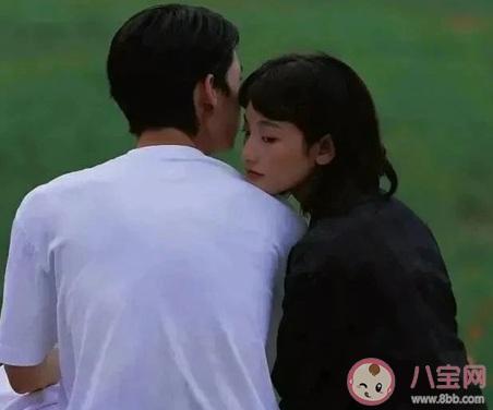 情人節甜蜜秀恩愛的文案 情人節暖心溫柔句子大全