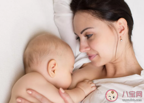 新生兒一餐喂奶吃多少的奶量 過度喂養對寶寶有什么危害