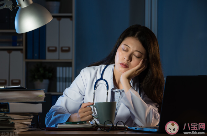 形式主義加班害了誰 怎樣拒絕形式主義加班