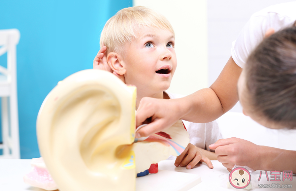 分泌性中耳炎有哪些癥狀表現 分泌性中耳炎怎么治療 分泌性中耳炎有哪些癥狀表現 分泌性中耳炎怎么治療