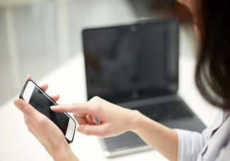 手機依賴癥患者有什么癥狀表現 如何避免對手機產生依賴