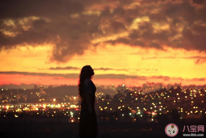 極目遠眺和閉目養神哪個更保護眼睛 生活中怎樣保護眼睛 極目遠眺和閉目養神哪個更保護眼睛 生活中怎樣保護眼睛