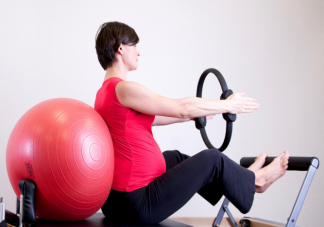 高齡女性什么情況下需要試管嬰兒助孕 高齡女性如何科學助孕