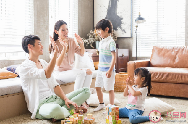 父母情商低會影響孩子嗎 哪些低情商行為會傷害孩子