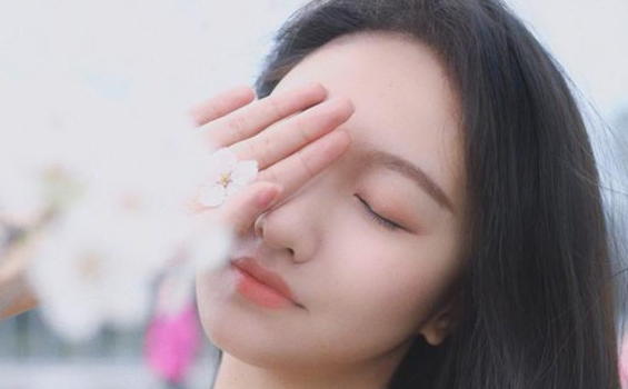 賞櫻穿什么顏色衣服好看 拍櫻花適宜穿的衣服推薦