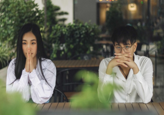 分手后再做朋友還能復合嗎 分手后想復合怎么處理兩人關系