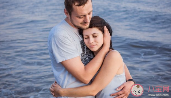 愛一個人會不斷示弱什么意思 愛情里不斷示弱的表現