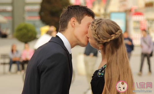 中年女人最好的底牌是什么 獨立財政和獨立人格