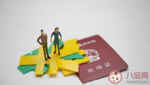 武漢近六成申請離婚夫妻放棄登記是什么原因 影響婚姻最重要的因素是什么 武漢近六成申請離婚夫妻放棄登記是什么原因 影響婚姻最重要的因素是什么