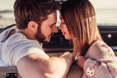 找男朋友要考慮門當戶對嗎 門當戶對的愛情重要嗎