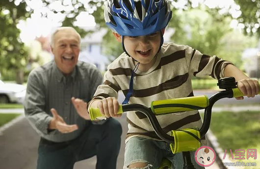如何讓孩子遠離交通事故 預防兒童交通事故的方法