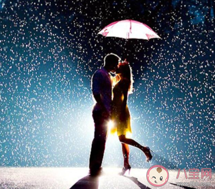 我對你的愛就四天是什么歌 《四天》完整版歌詞在線聽歌 我對你的愛就四天是什么歌 《四天》完整版歌詞在線聽歌