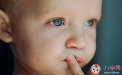 新生兒晚上哭的十大原因排行 寶寶喜歡晚上哭怎么回事