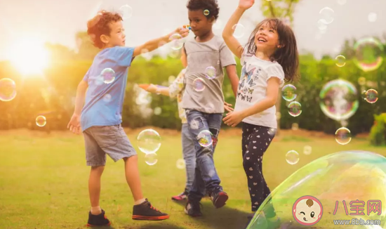 孩子生長期有哪些謠言 如何幫助孩子長高