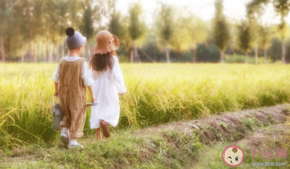 小孩子早教可以多去哪些場所 孩子多去圖書館的好處 小孩子早教可以多去哪些場所 孩子多去圖書館的好處