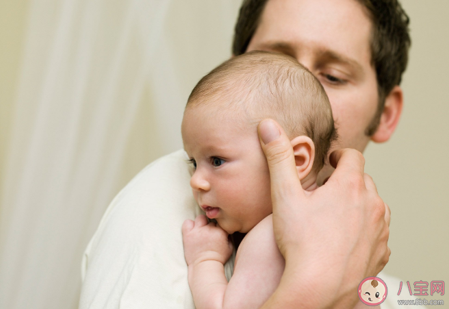寶寶見人就哭是怎么回事 這類情況該怎么處理