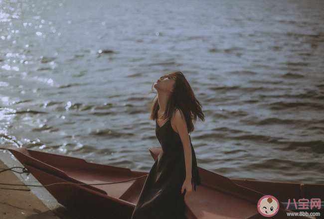 風(fēng)是有味道的嗎 有關(guān)描寫(xiě)風(fēng)的唯美文案句子 風(fēng)是有味道的嗎 有關(guān)描寫(xiě)風(fēng)的唯美文案句子