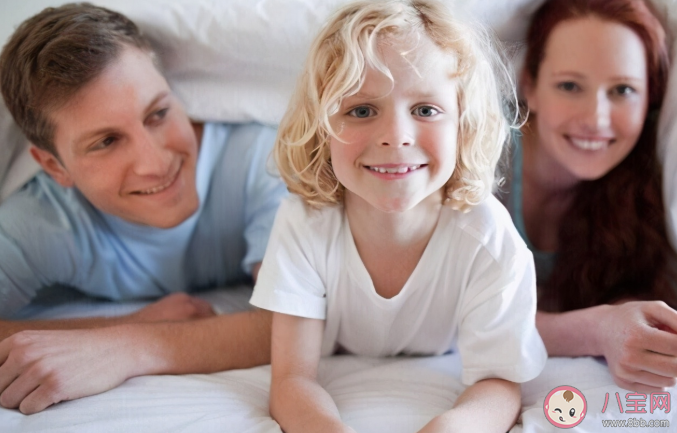 嬌養(yǎng)vs放養(yǎng)哪個更適合寶寶 如何做到嬌養(yǎng)放養(yǎng)相結(jié)合