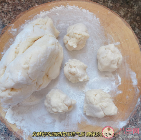 炒螺螄粉包子怎么做 螺螄粉包子食譜 炒螺螄粉包子怎么做 螺螄粉包子食譜