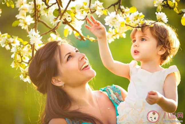 孩子稱呼從媽媽變成媽代表了什么心理 媽媽應(yīng)該怎么做