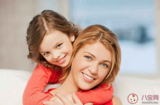 氣質是用金錢堆出來的嗎 氣質好的孩子是怎么養出來的