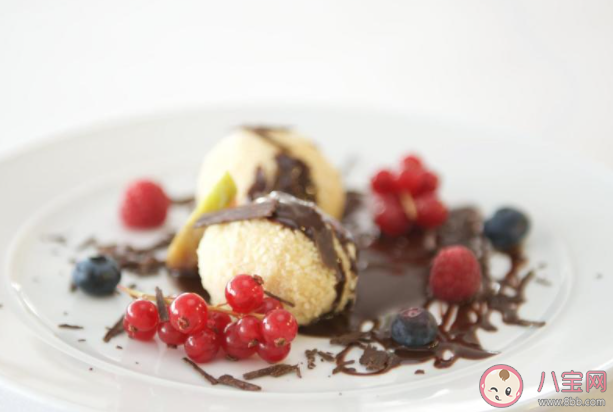 孕婦夏天可以吃雪糕嗎 孕婦能不能吃雪糕 孕婦夏天可以吃雪糕嗎 孕婦能不能吃雪糕