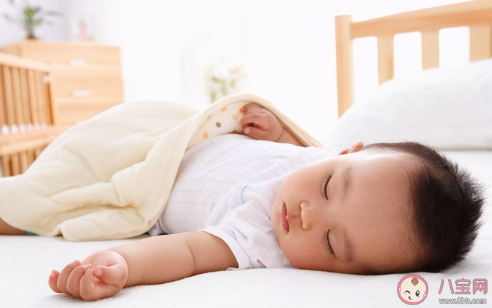 為什么孩子總是踢被子 孩子總是踢被子有什么應對小妙招