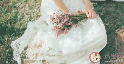 戀愛中的自卑感有多可怕 你在戀愛中有過自卑嗎 戀愛中的自卑感有多可怕 你在戀愛中有過自卑嗎