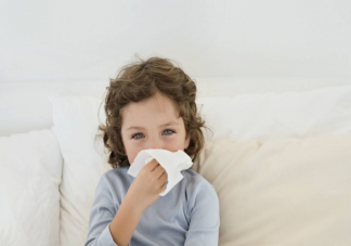 寶寶鼻塞流鼻涕能不能吃藥 嬰兒感冒流鼻涕鼻塞怎么辦