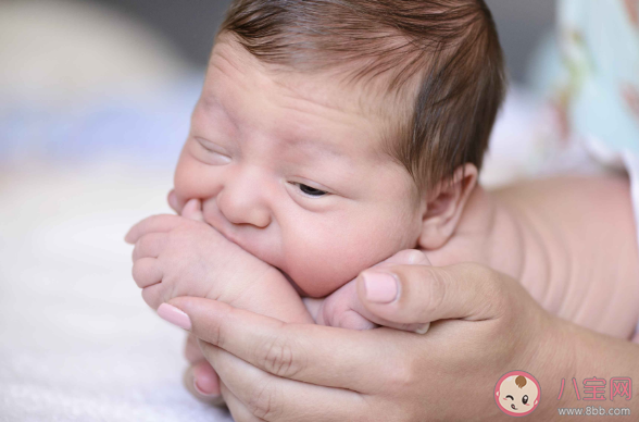 孩子多大外貌會定型 怎么判斷孩子顏值高低