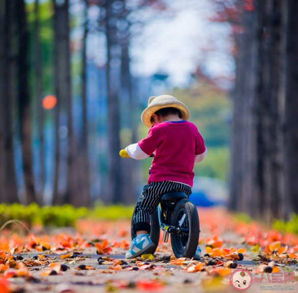 孩子不敢騎自行車怎么辦 孩子學騎自行車要點