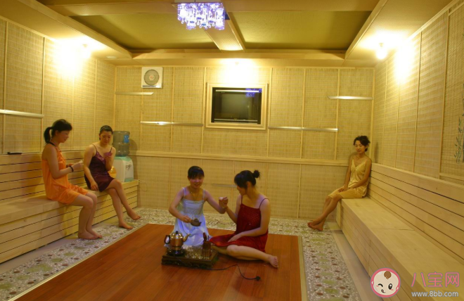 女性月經量少可以汗蒸嗎 女性經常汗蒸有什么壞處 女性月經量少可以汗蒸嗎 女性經常汗蒸有什么壞處