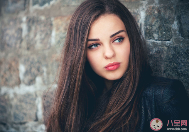 優(yōu)卑女是什么意思 為什么優(yōu)秀的女人總會感到自卑 優(yōu)卑女是什么意思 為什么優(yōu)秀的女人總會感到自卑