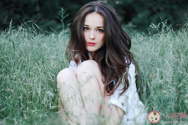 優(yōu)卑女是什么意思 為什么優(yōu)秀的女人總會感到自卑 優(yōu)卑女是什么意思 為什么優(yōu)秀的女人總會感到自卑