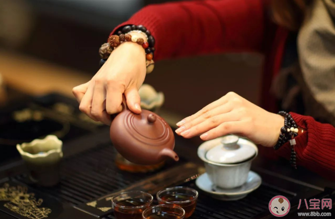 經常喝茶會得膽結石嗎 患有膽結石可以喝茶嗎 經常喝茶會得膽結石嗎 患有膽結石可以喝茶嗎