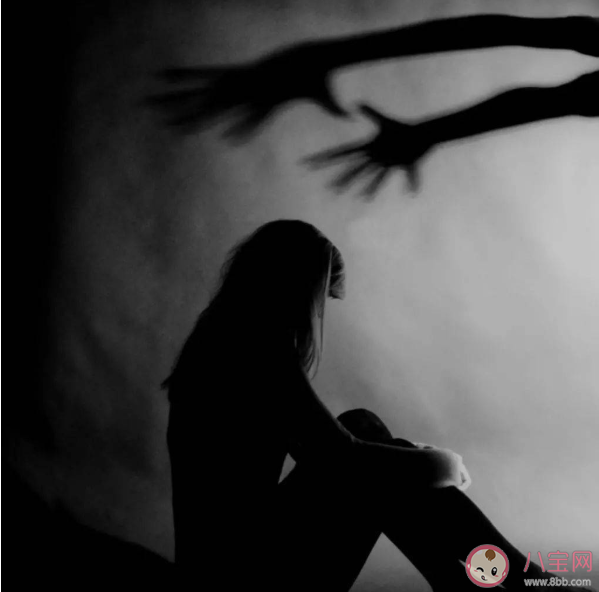 重度抑郁癥需要住院嗎 重度抑郁癥有什么癥狀表現(xiàn)