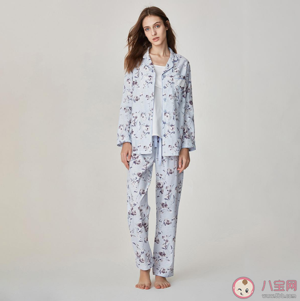 月子服值不值得買 坐月子穿衣有什么講究 月子服值不值得買 坐月子穿衣有什么講究