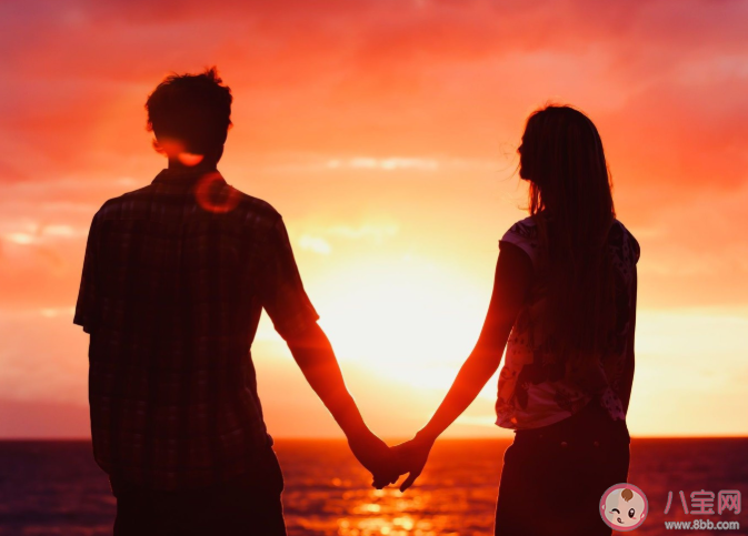 戀愛是件浪費時間的事嗎 戀愛的意義在于什么