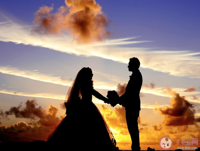 戀愛是件浪費時間的事嗎 戀愛的意義在于什么