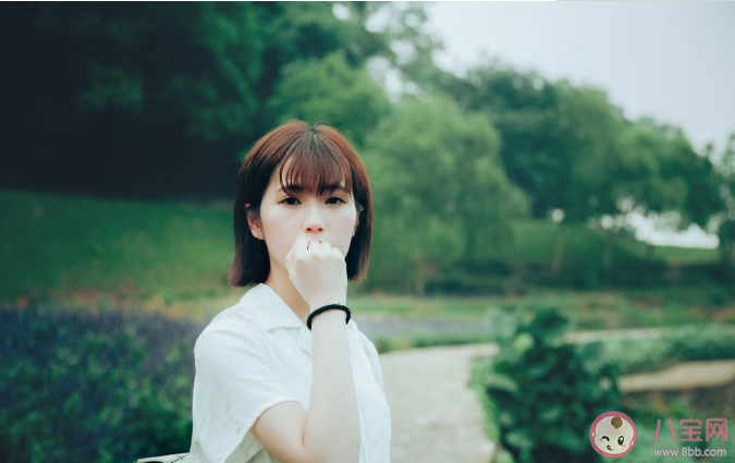 和女生聊天經常尬聊怎么化解 有哪些小技巧